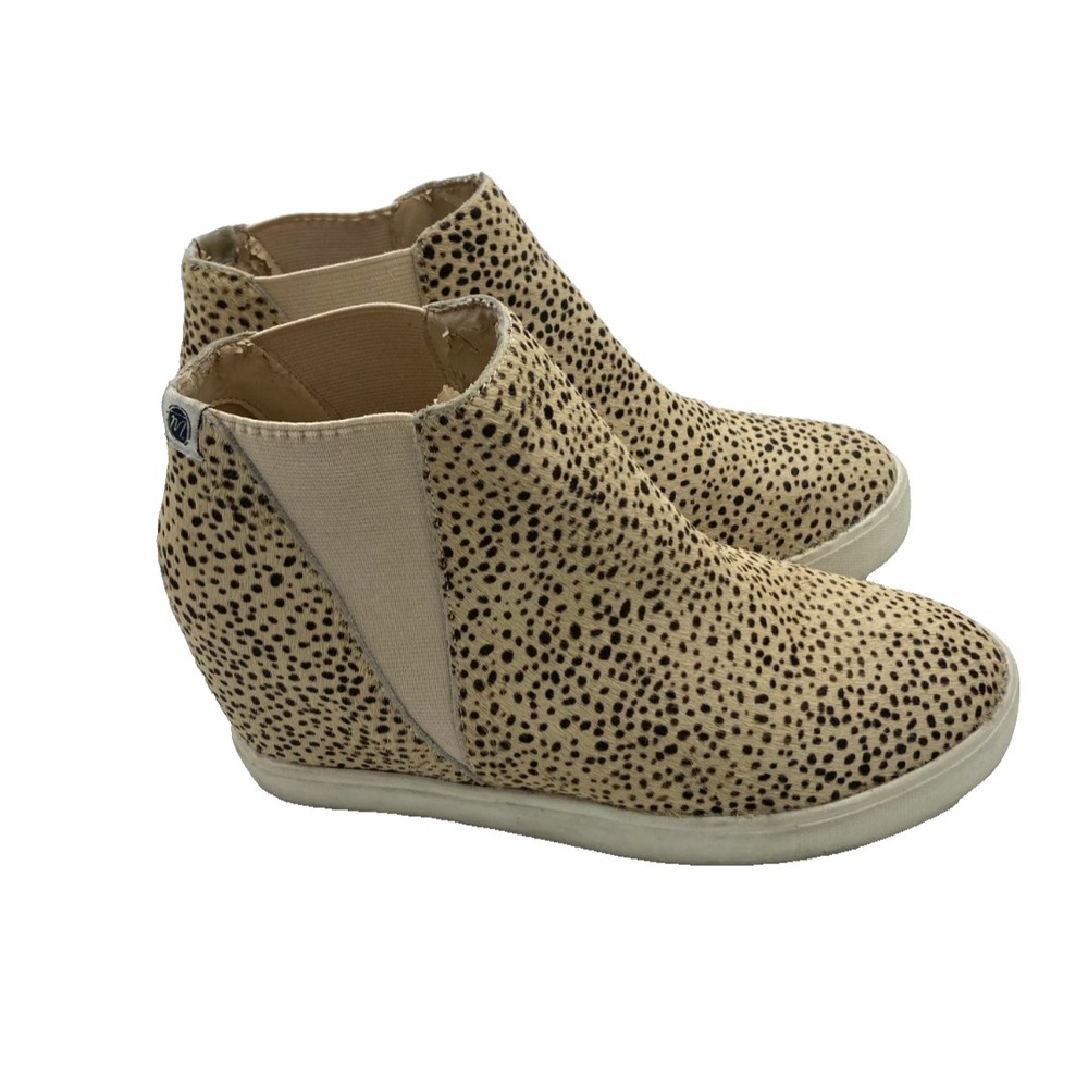 Coconuts by Matisse Cheetah Print Calf Hair Hidden Wedge‎ Sneakers Size 8M